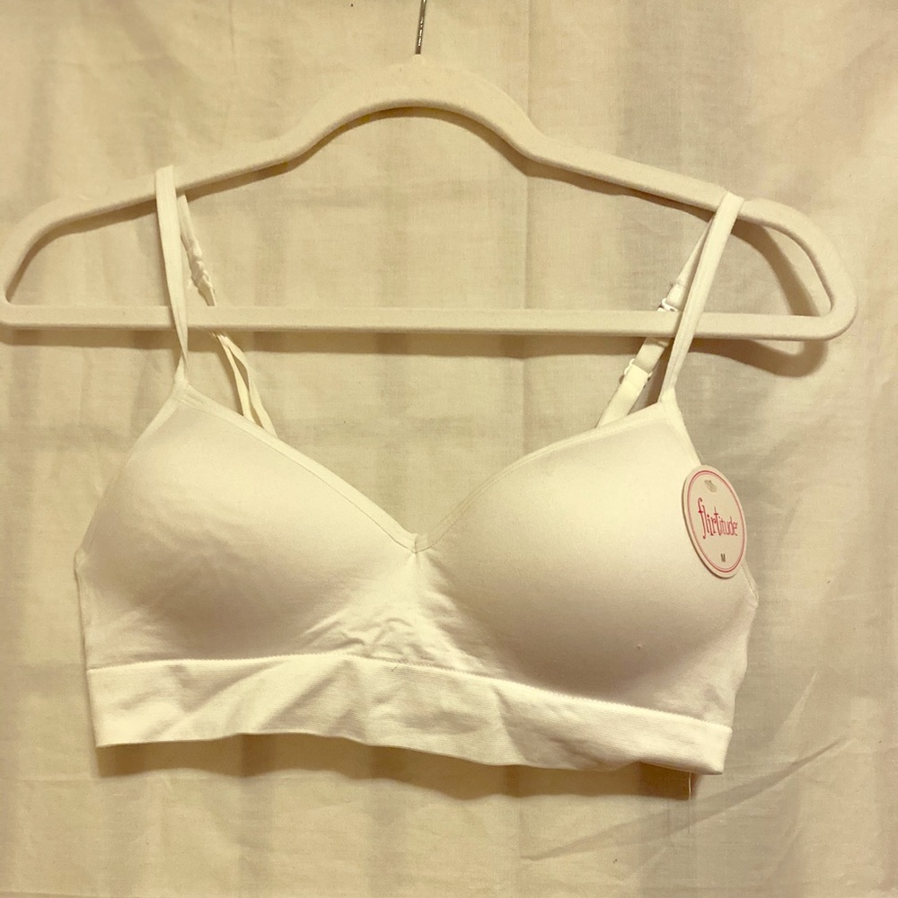 2/$15*️⃣ Flirtitude White bra M Teen New